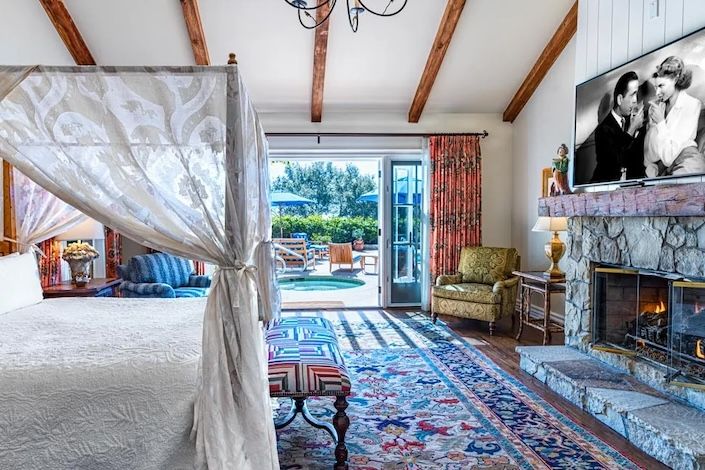 12 over-the-top luxury hotel suites in California