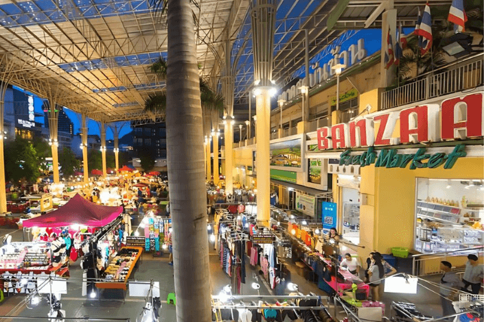 5-must-try-street-food-spots-after-night-out-patong-kata-group-4.png