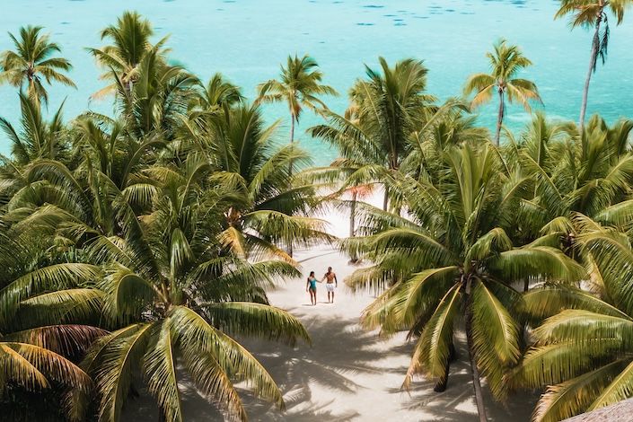 5 Tahitian beaches that NEED to be on every Canadian’s bucket list