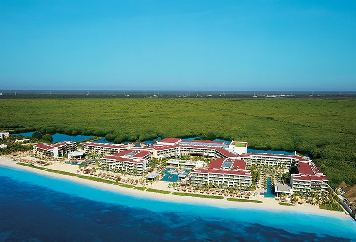 AMResorts celebrates Breathless Riviera Cancun's opening!