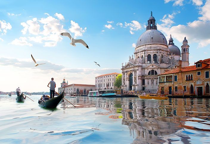 Air Transat waives change fees for Venice flights