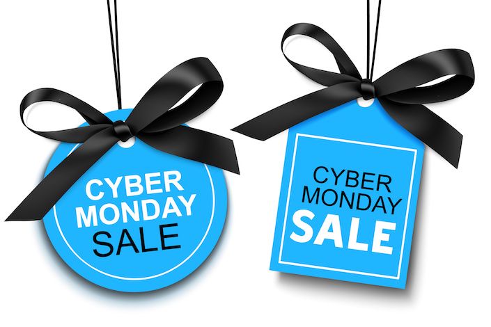 Are flights cheaper on Cyber Monday? CheapOair shares encouraging data!
