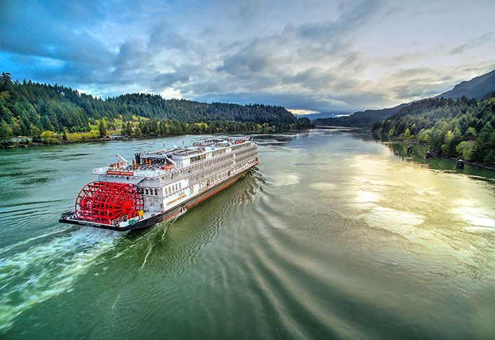 Authentic Paddlewheel Cruises on U.S. Rivers – Stay Close but Go Far!