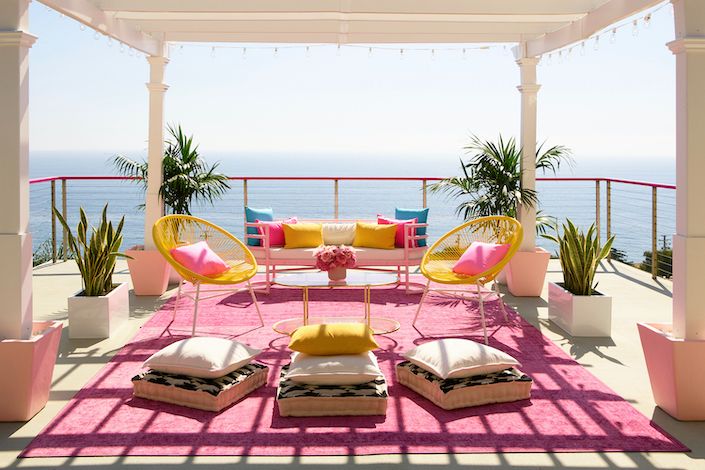 Barbie-Malibu-Dreamhouse-Meditation-Terrace.jpg