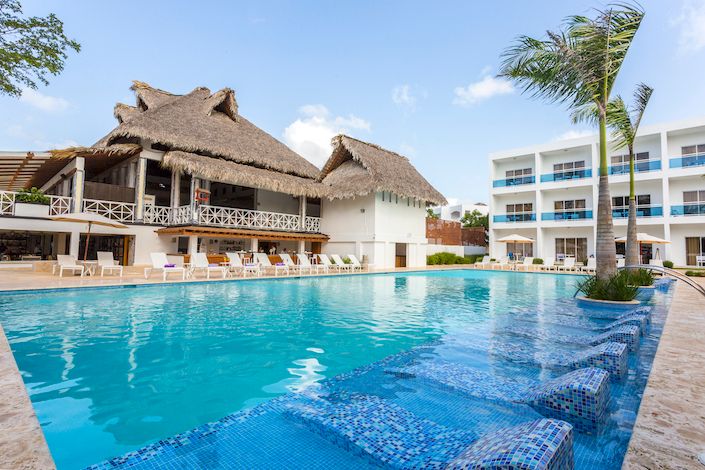 Be-Live-Hotels-has-announced-the-reopening-of-Be-Live-Collection-Canoa-in-La-Romana!-Pool.jpg