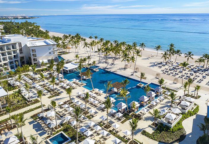 Bienvenue à Playa Hotels & Resorts