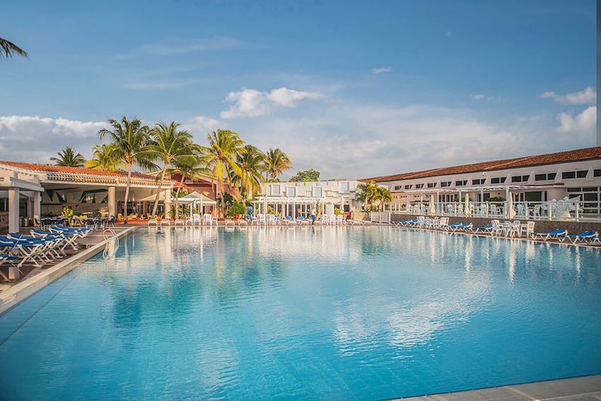 Blau Arenal Habana Beach.jpg