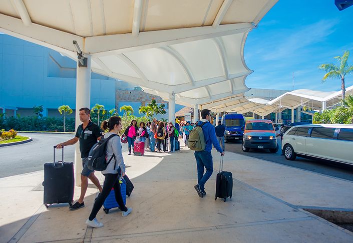 Cancun airport continues to record passenger increases