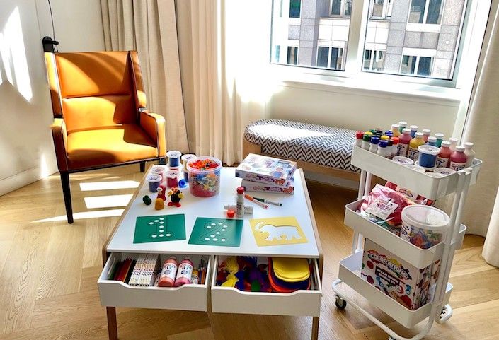 Conrad-New-York-Midtown-launches-first‑of‑its‑kind-‘Little-Conrad-Suites’-featuring-SmarterKids-toys-2.jpg