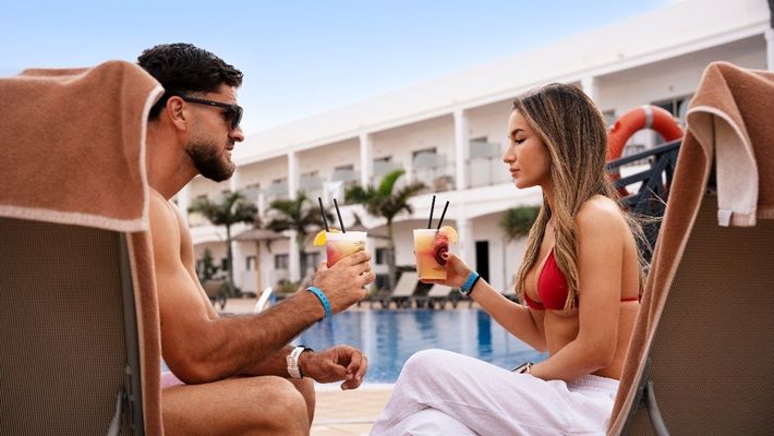 Coral Cotillo Beach lance une promotion spéciale avec des réductions allant jusqu'à 15%.