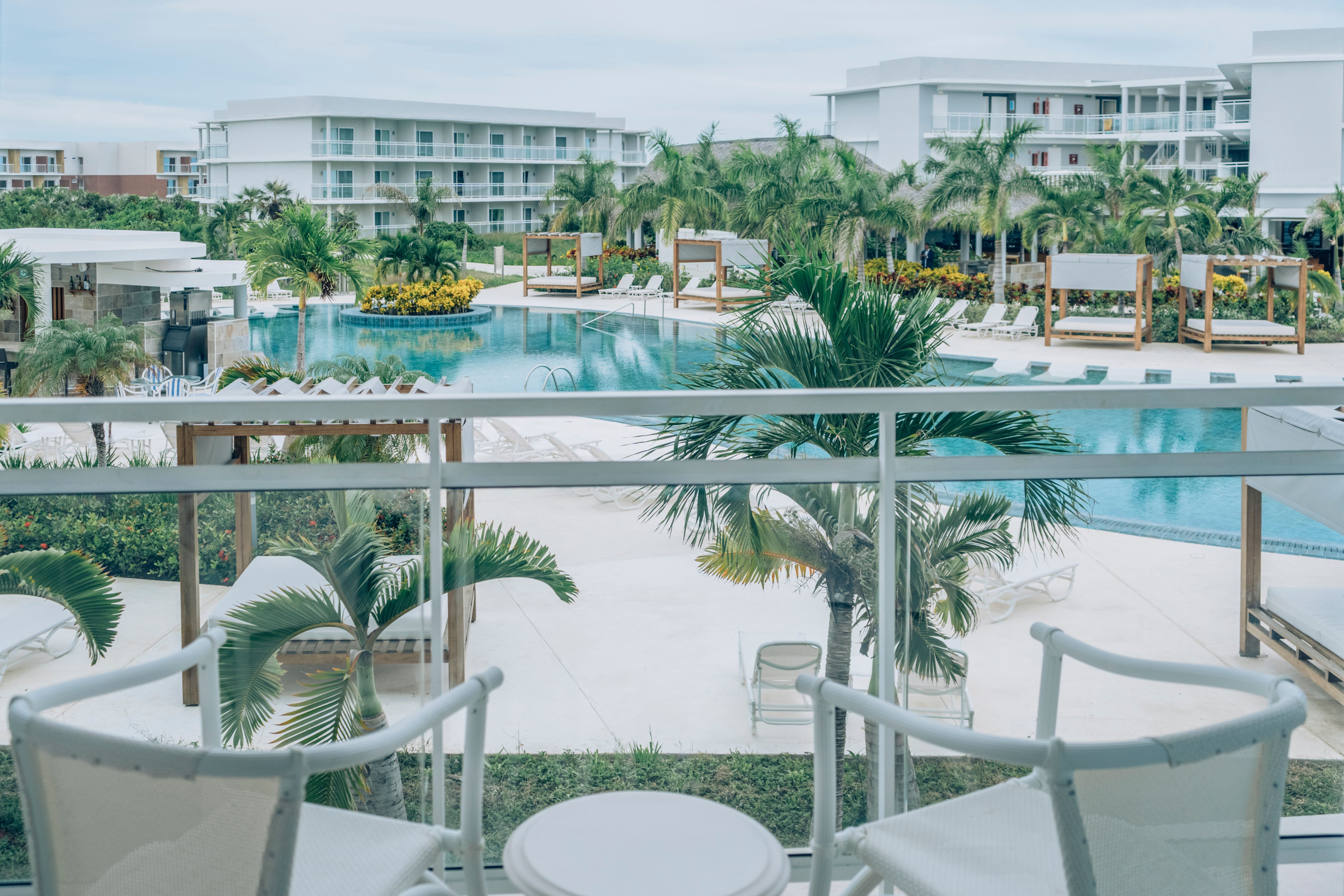 DOUBLE POOL VIEW (2).jpg