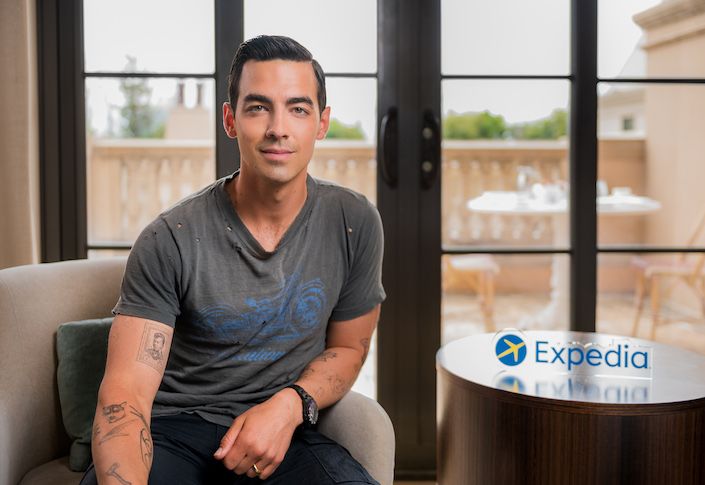 Expedia and Joe Jonas team up to extend a Helping Hand to tourists
