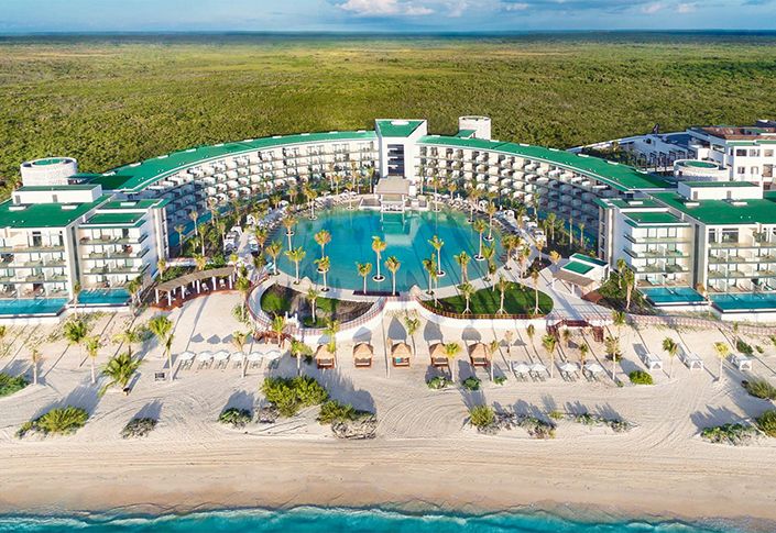 Haven Riviera Cancun Resort & Spa welcomes guests with open arms!