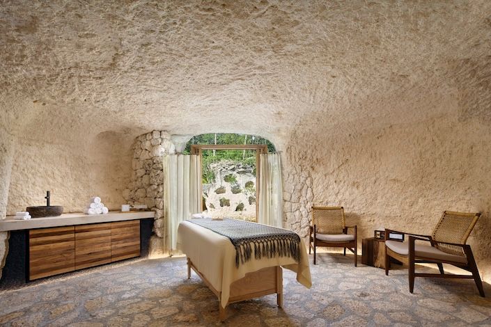 Hotel Xcaret Arte-4.jpeg