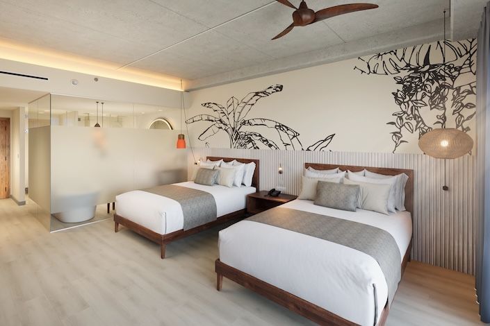 Hyatt-Vivid-Grand-Island-Casual-comfort-awaits-in-Cancun-2.jpg