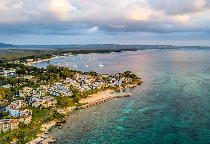 Jamaica celebrates the return of Canadian tourism market