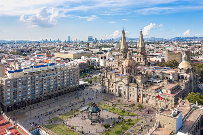 January records a 32 percent increase in international tourists across Mexico