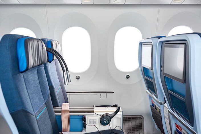 KLM-ready-to-offer-Premium-Comfort-cabin-Toronto-Amsterdam-route-2.jpg