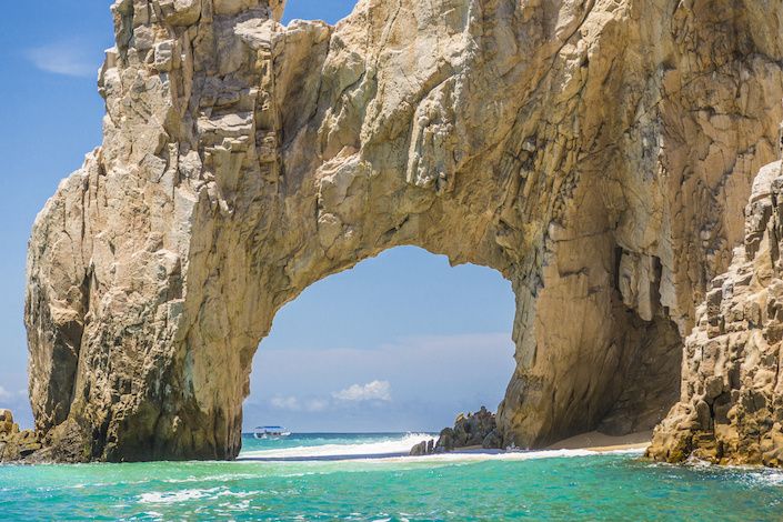 Los Cabos achieves full tourism recovery with positive projections ahead