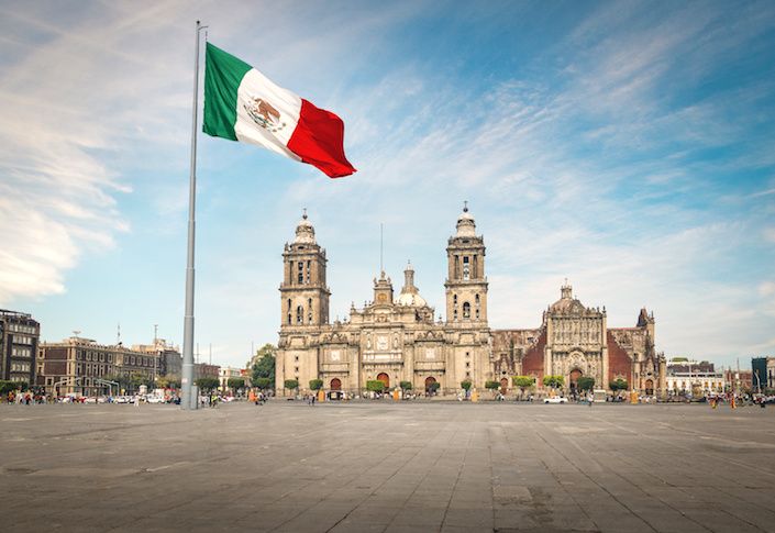 Mexico’s outbound tourism fell 73% in 2020