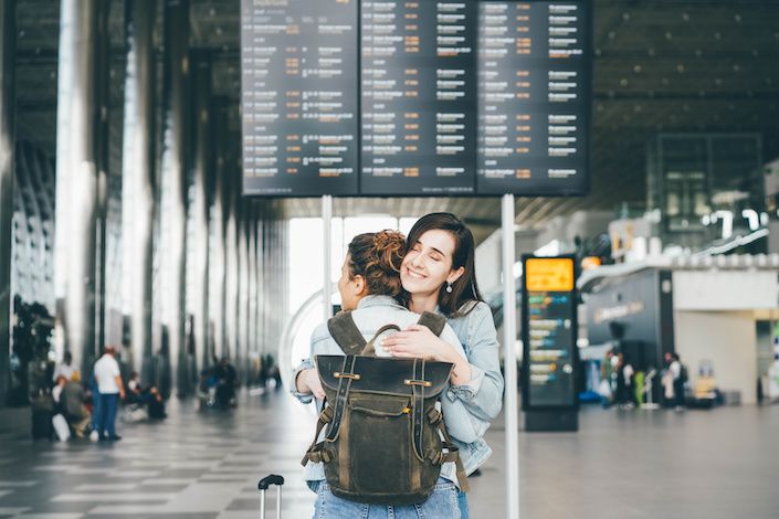 New app lets you find friends at the airport