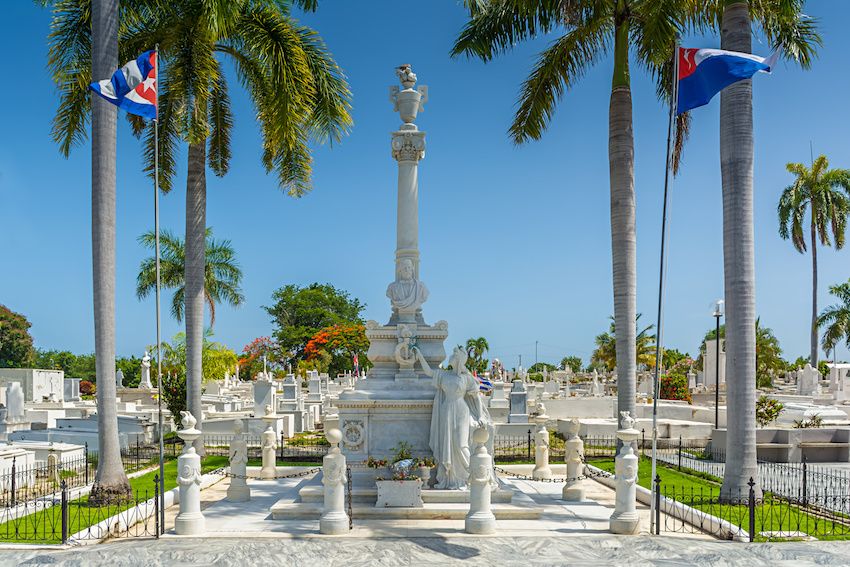 Santa Ifigenia Cemetery in Santiago de Cuba.jpeg