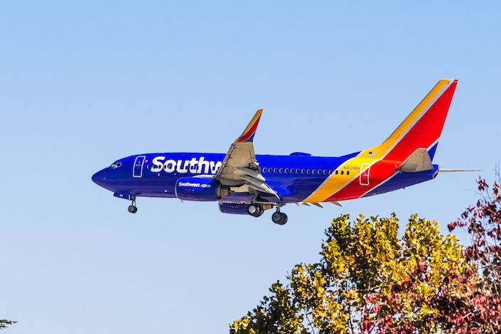 Southwest Airlines complying with directive for federal contractors by requiring all employees to become fully vaccinated against COVID-19