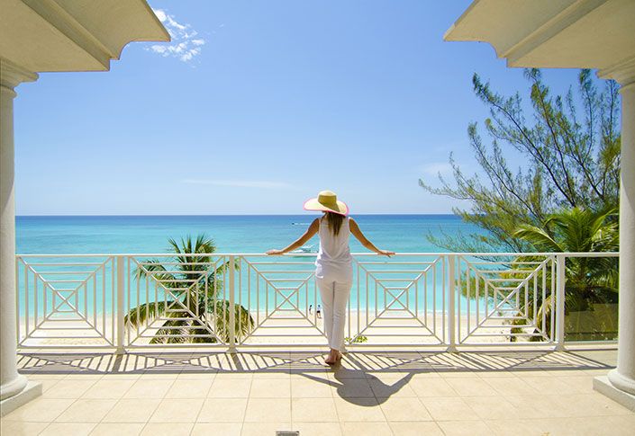 The Caribbean Club Experience - The Best of Grand Cayman