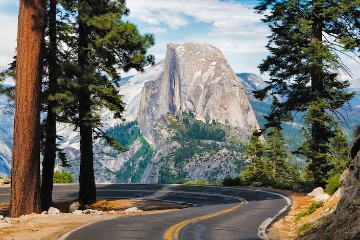 The ultimate guide to Yosemite National Park — best things to do, see & enjoy!