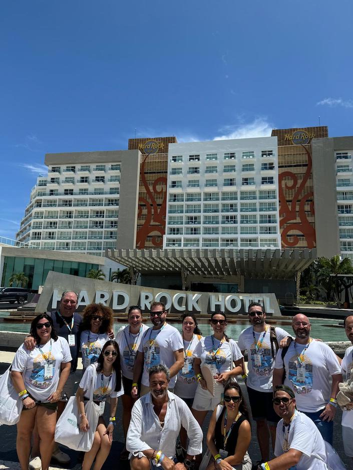 Visita Hard Rock Hotel CAncun.jpg