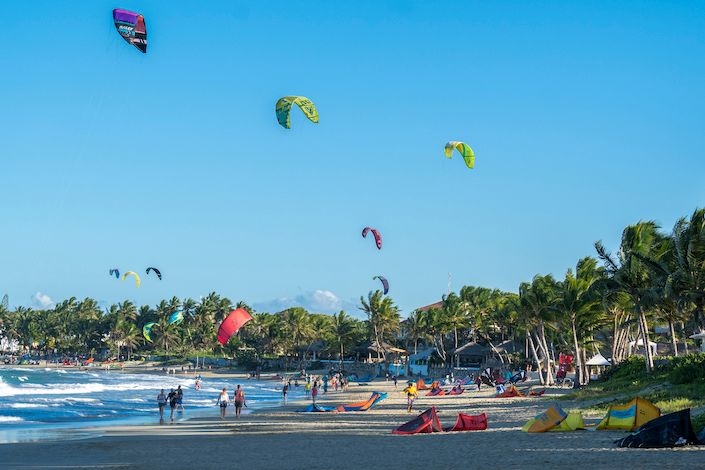 Viva-Tangerine-by-Wyndham-offers-FREE-kitesurfing-lessons-4.jpg