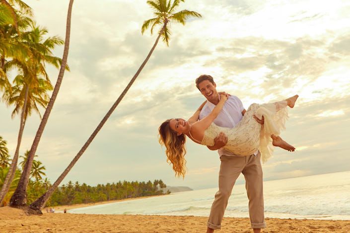 Viva-Wyndham-offers-destination-weddings,-renewal-of-vows,-and-honeymoon-packages-across-their-Caribbean-resorts-2.jpg