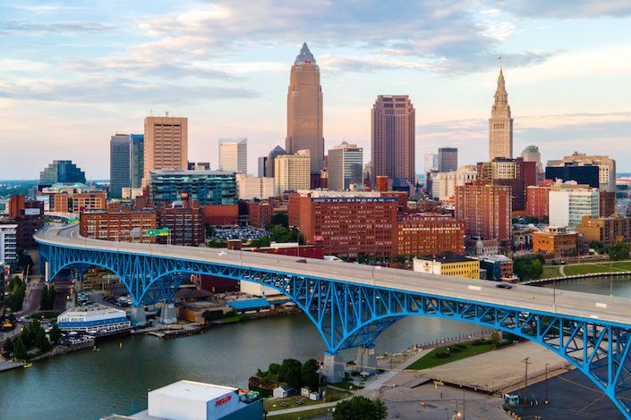 "We're rockin' our way to Cleveland!" Alaska Airlines will serve third city in Ohio