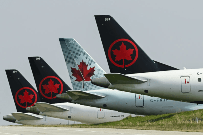 Air Canadaʻs flight attendant union files for conciliation