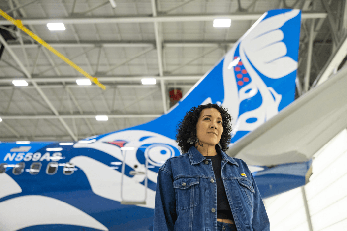 alaska-airlines-unveils-salmon-livery-designed-by-alaska-native-2.png