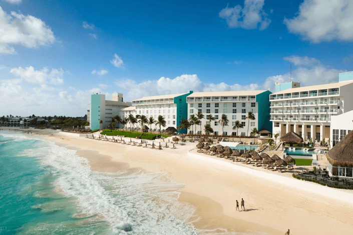 Alojica and Royalton Hotels & Resorts acquire The Westin Resort & Spa, Cancun