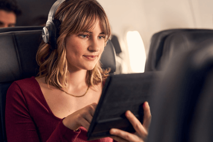 American Airlines enhances inflight connectivity and entertainment, will introduce AAdvantage redemption