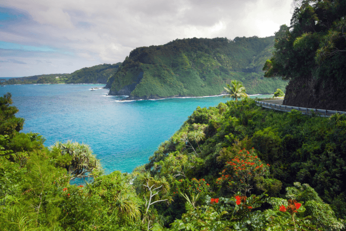 American Airlines enhances the nation’s premier network with new routes from Chicago and Los Angeles