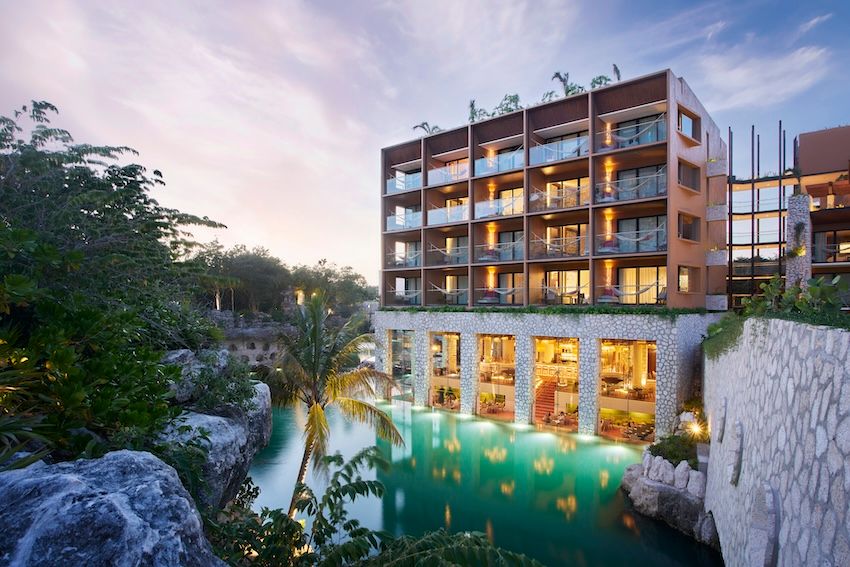 apapaxoa-essence-art-xcaret-2.jpg