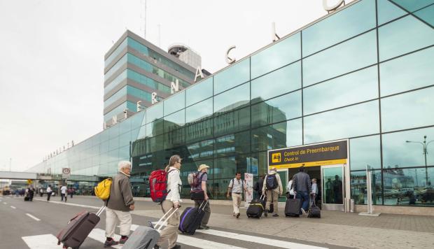 Alerta: menos extranjeros en 5 de los 8 mayores aeropuertos del país