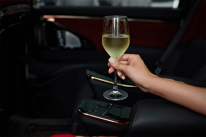 arrive-elegance-your-vip-suv-awaits-dominican-republic-adventures-finder-3.png