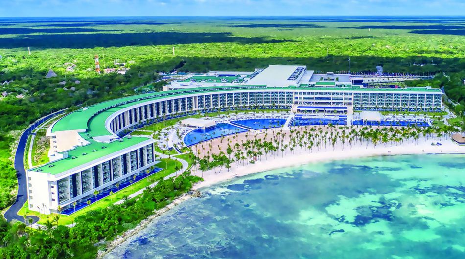 El nuevo Barceló Maya Riviera abre sus puertas.