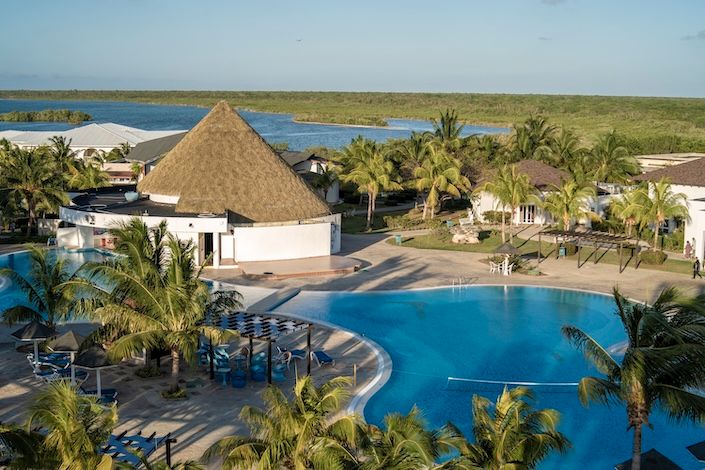 celebrate-moment-memories-caribe-blue-diamond-resorts-cuba-9.jpg