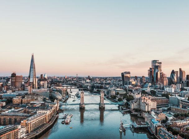 Neue Business- und City-Verbindung