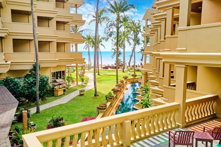 discover-beachfront-comfort-meets-unforgettable-moments-kata-group-2.jpg