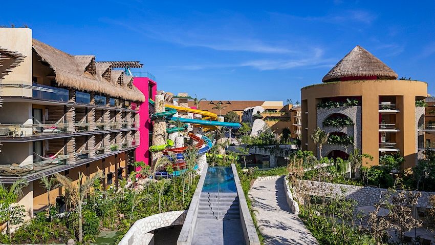 discover-new-family-stays-hotel-xcaret-mexico-3.jpg