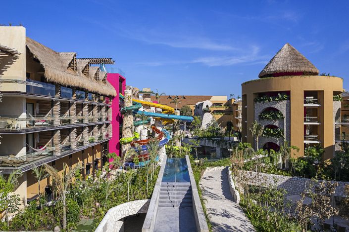 entdecken-sie-neue-familienaufenthalte-im-hotel-xcaret-mexico3.jpg
