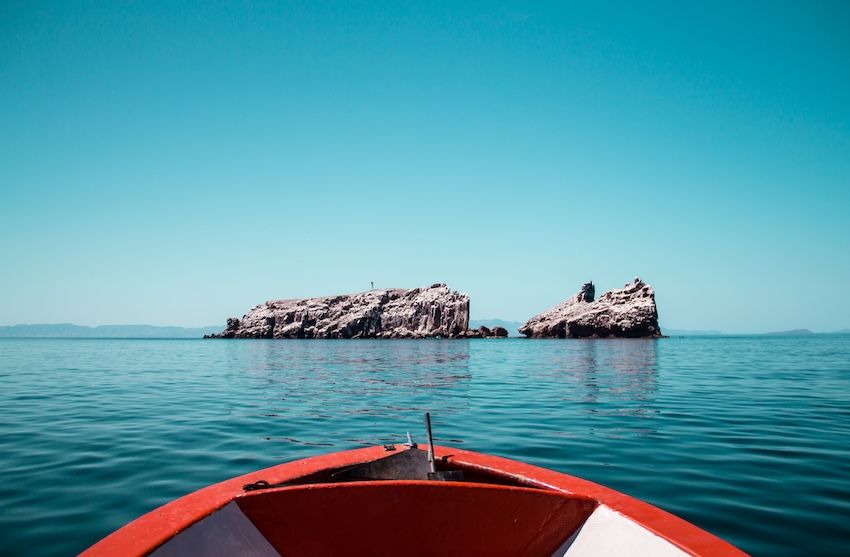 exploring-sea-cortez-where-best-places-stay-los-cabos-villa-group-2.jpg