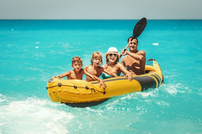 fathers-day-weekend-cabo-villa-group-2.jpg