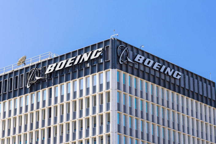 FlyersRights and seven safety experts demand immediate changes to the Boeing 787-9